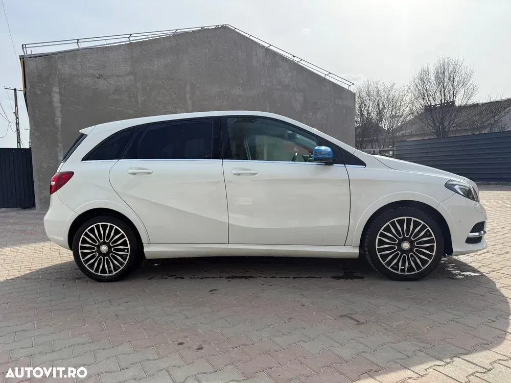 Mercedes-Benz B Electric Drive 250 e Style — imagine 4