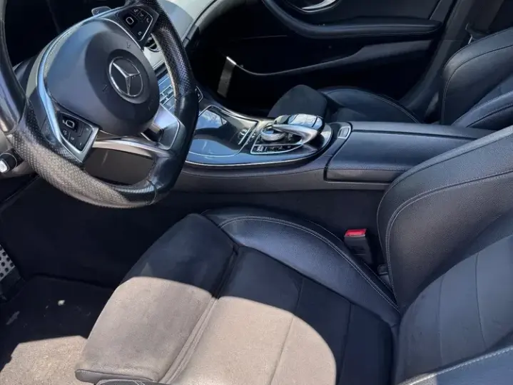 Mercedes-Benz E W213 220 d Aut.