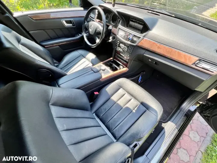 Mercedes-Benz E W212 300 BlueTEC HYBRID 7G-TRONIC Elegance