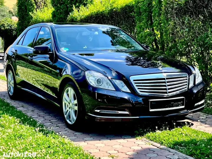 Mercedes-Benz E W212 300 BlueTEC HYBRID 7G-TRONIC Elegance