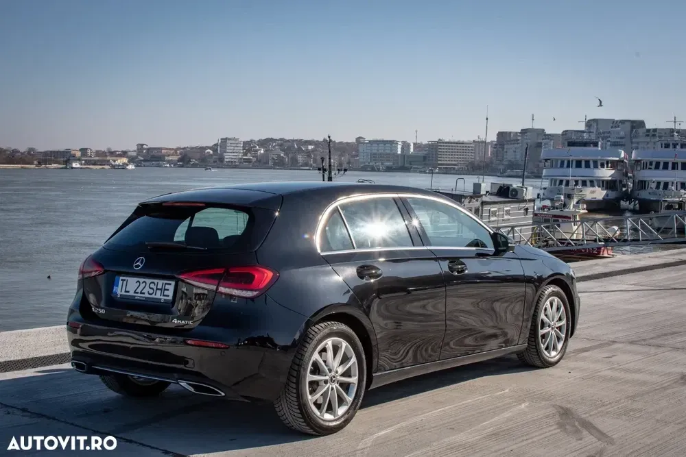 Mercedes-Benz A 250 W177/V177 4Matic Aut. — imagine 6