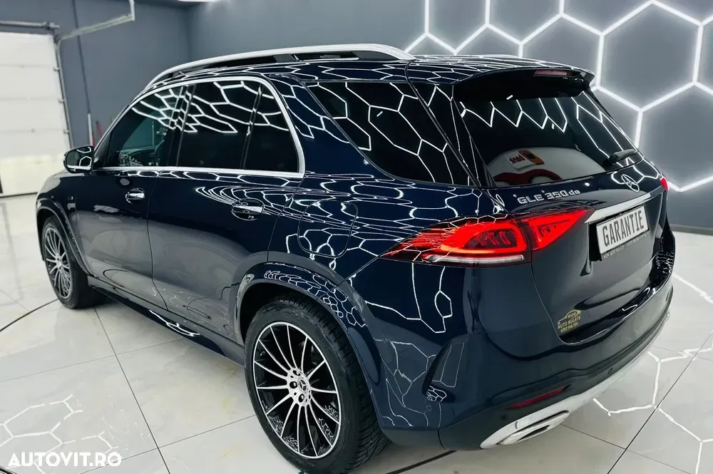 Mercedes-Benz GLE 350 de 4MATIC 9G-TRONIC AMG Line — imagine 3