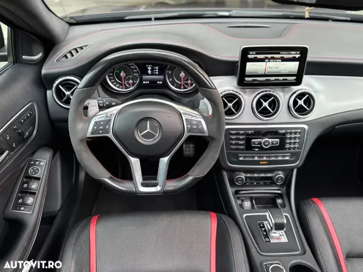 Mercedes-Benz GLA X156 AMG 45 4Matic AMG Speedshift 7G-DCT