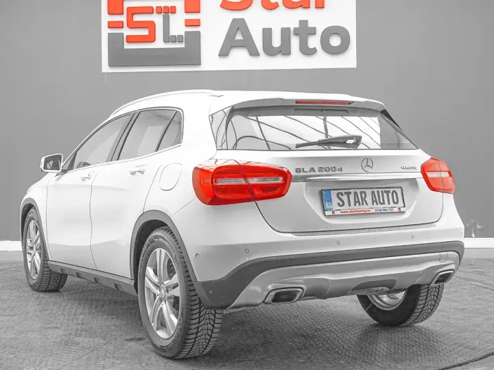 Mercedes-Benz GLA X156 200 d 4MATIC 7G-DCT Urban
