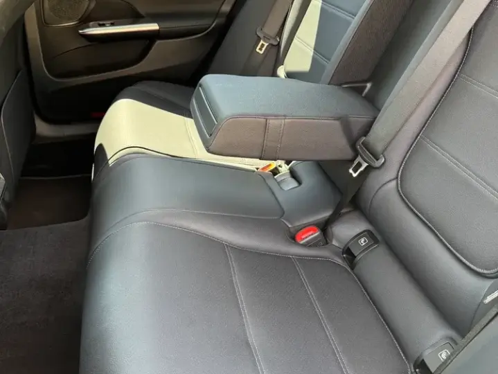 Mercedes-Benz C W206 200 9G-TRONIC Avantgarde