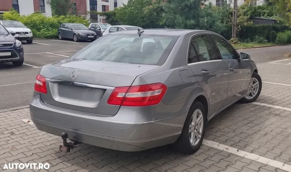 Mercedes-Benz E W212 220 CDI DPF BlueEFFICIENCY Automatik Elegance — imagine 3