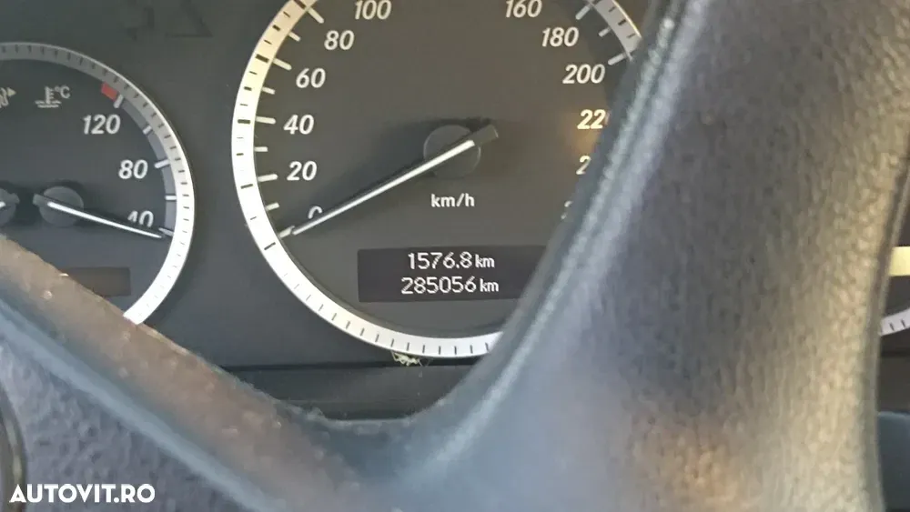 Mercedes-Benz C — imagine 3