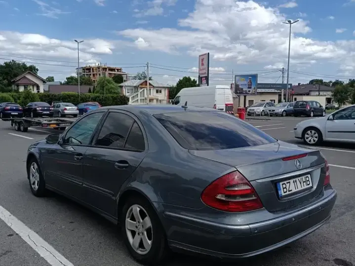 Mercedes-Benz E W211 200 CDI Automatik Avantgarde