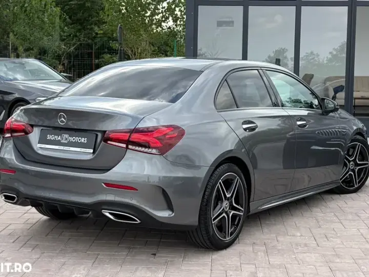 Mercedes-Benz A 200 W177/V177