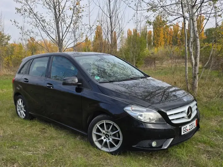 Mercedes-Benz B 180 W246 CDI 7G-DCT