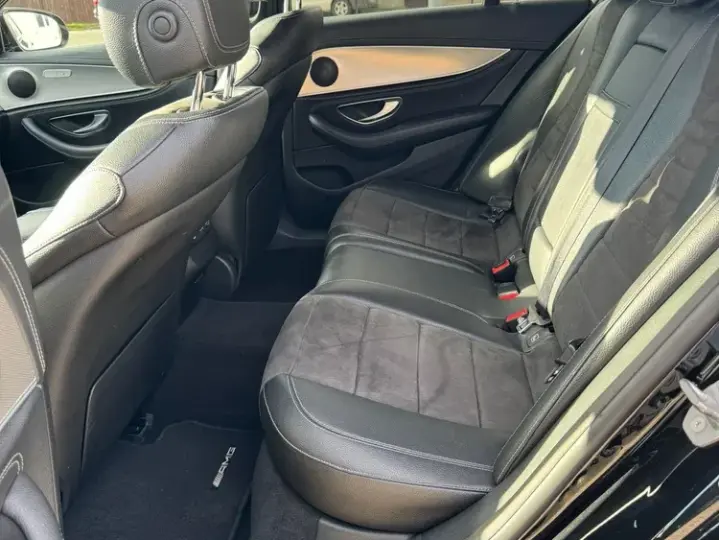 Mercedes-Benz E 220 d Aut.