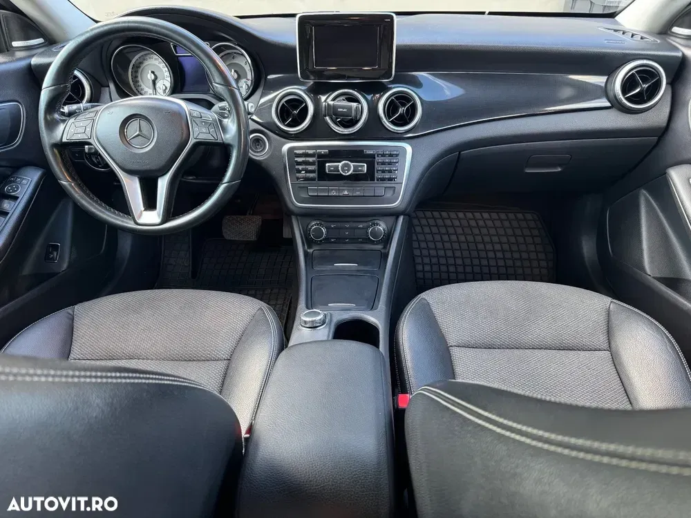 Mercedes-Benz CLA 220 C117 — imagine 6