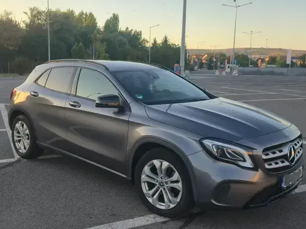 Mercedes-Benz GLA X156 220 d 7G-DCT