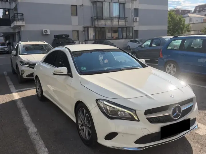 Mercedes-Benz CLA 200 C117