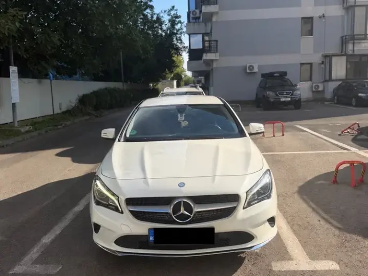 Mercedes-Benz CLA 200 C117