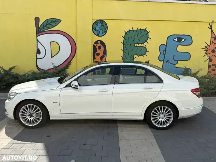 Mercedes-Benz C W204 180 Kompressor BlueEFFICIENCY Avantgarde