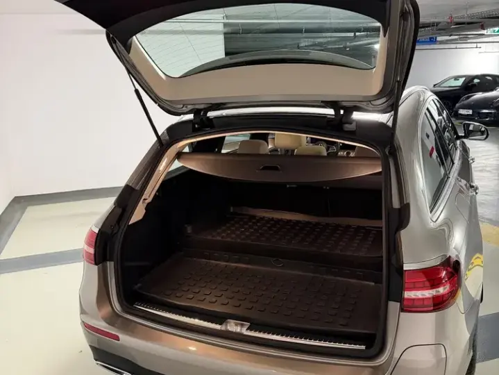 Mercedes-Benz E W213 300de 4Matic 9G-TRONIC Edition AMG Line