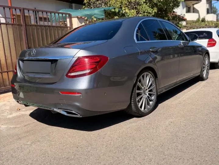 Mercedes-Benz E W213