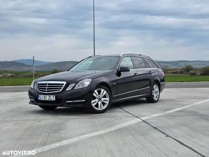 Mercedes-Benz E W212 220 CDI DPF BlueEFFICIENCY 7G-TRONIC Avantgarde