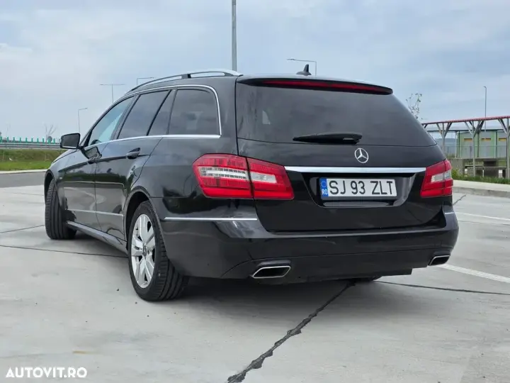 Mercedes-Benz E W212 220 CDI DPF BlueEFFICIENCY 7G-TRONIC Avantgarde