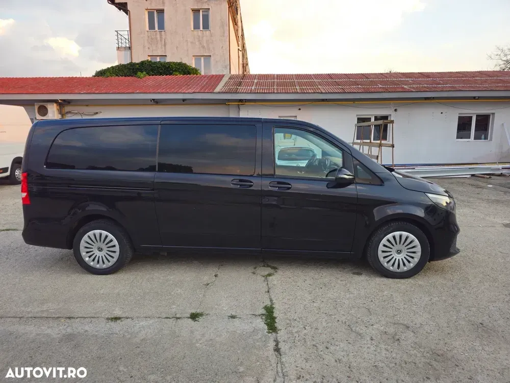 Mercedes-Benz V 220 d Extralong Avantgarde — imagine 4