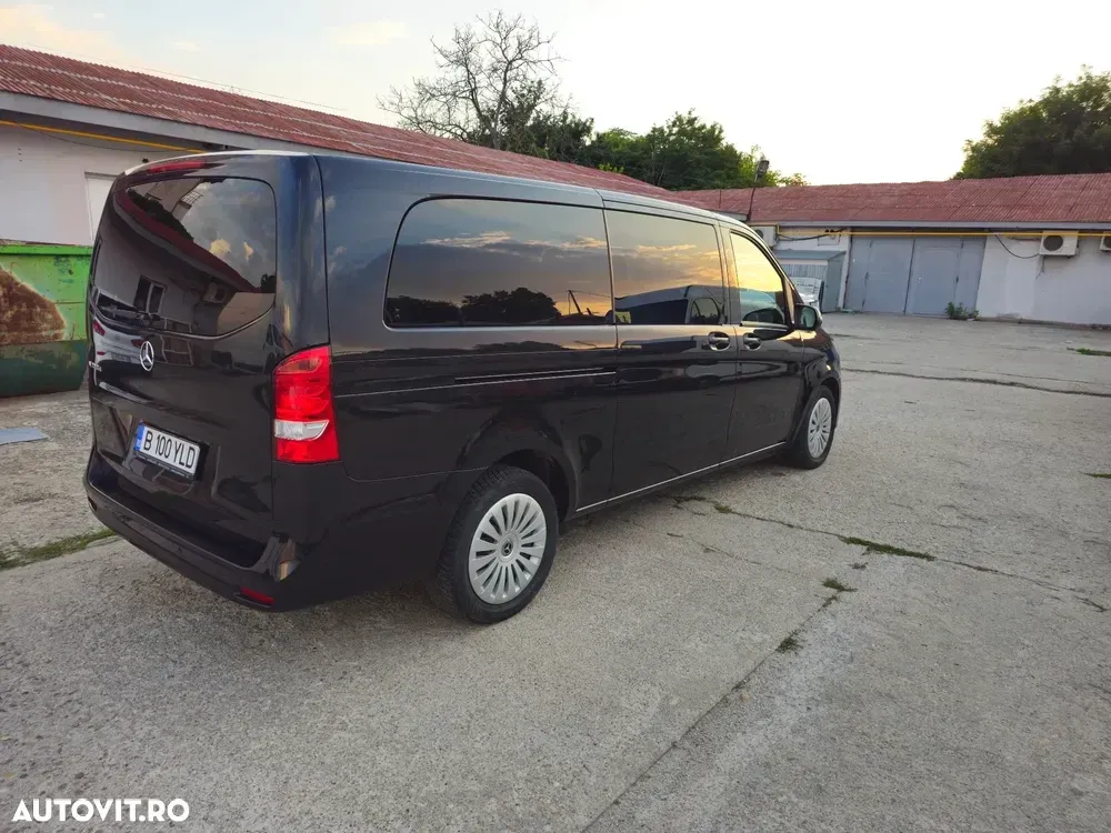 Mercedes-Benz V 220 d Extralong Avantgarde — imagine 5