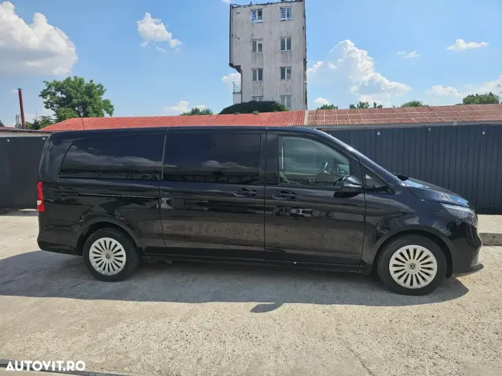 Mercedes-Benz V 220 d Extralong Avantgarde