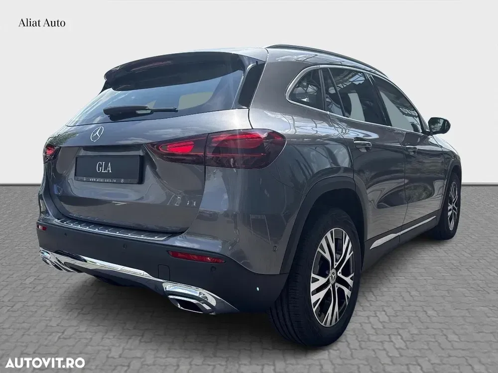 Mercedes-Benz GLA H247 180 MHEV Aut. — imagine 4