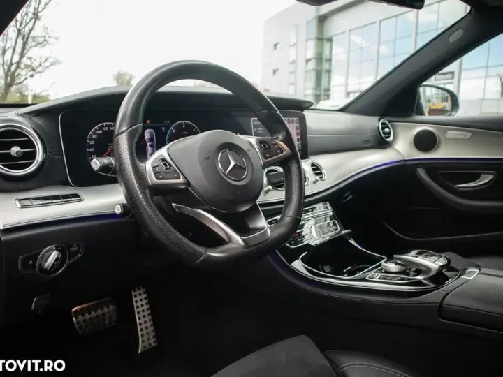 Mercedes-Benz E W213 220 d 9G-TRONIC AMG Line