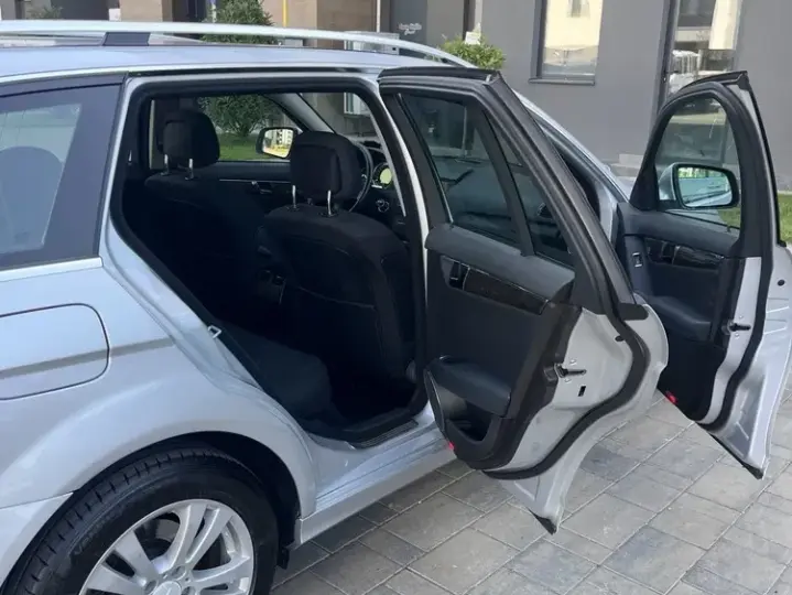 Mercedes-Benz C W204 180 Kompressor Elegance