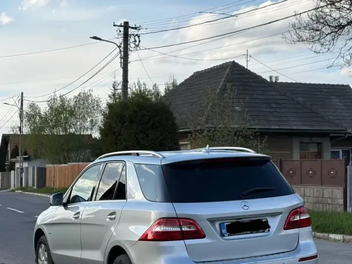 Mercedes-Benz ML W166