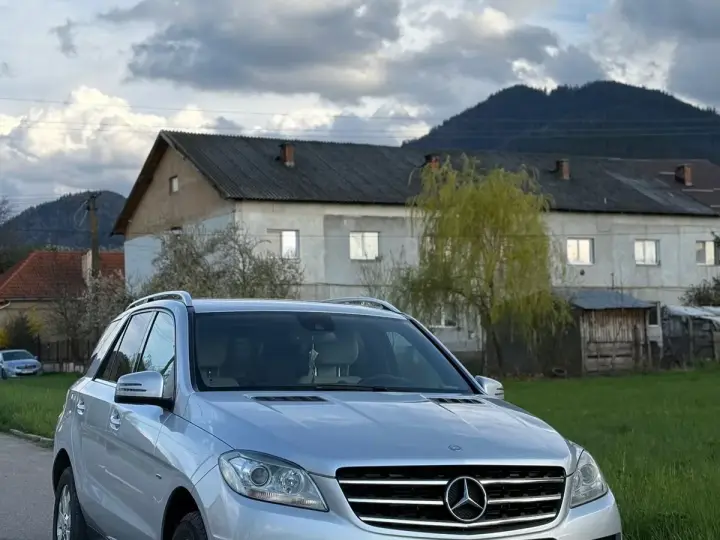 Mercedes-Benz ML W166