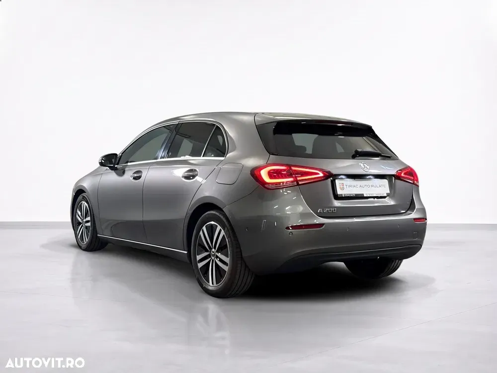 Mercedes-Benz A 200 7G-DCT — imagine 3