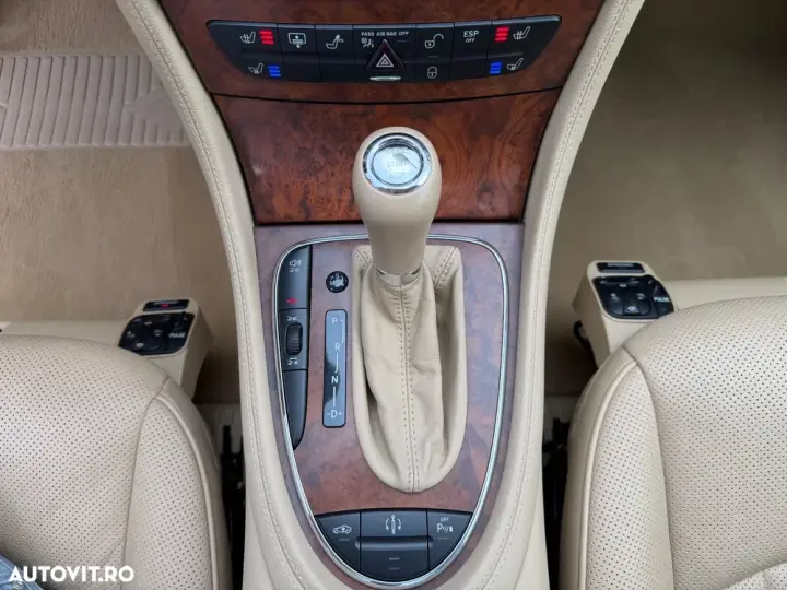 Mercedes-Benz CLS C219
