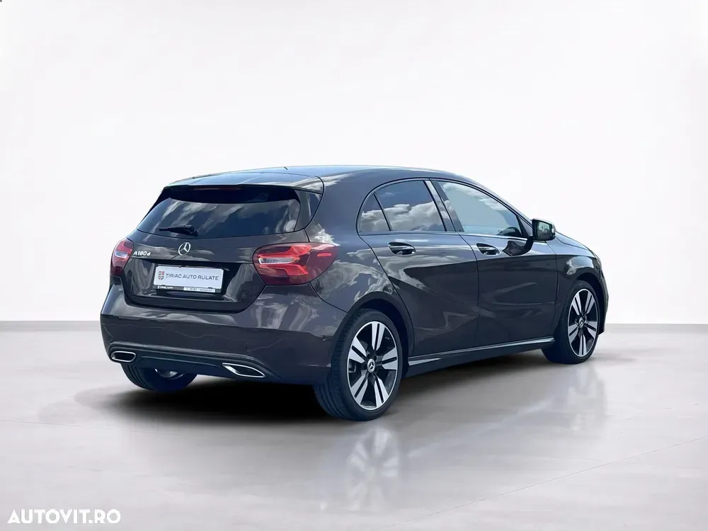 Mercedes-Benz A 180 d 7G-DCT Urban — imagine 5