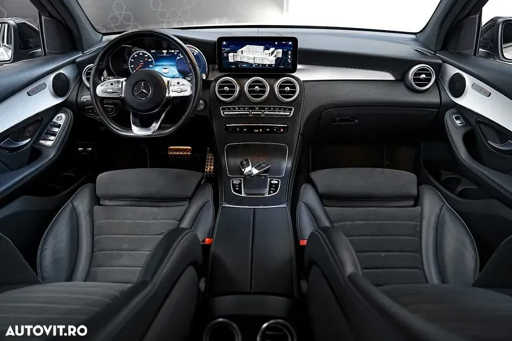 Mercedes-Benz GLC X254 300 e 4Matic 9G-TRONIC AMG Line Plus — imagine 3