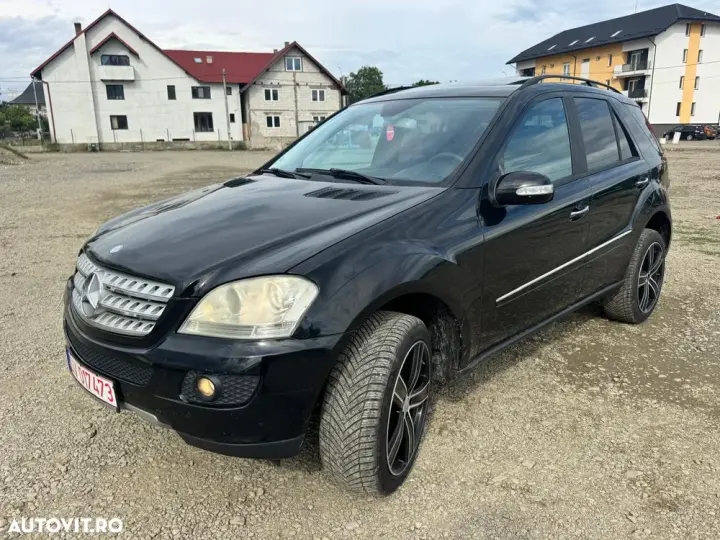 Mercedes-Benz ML W164