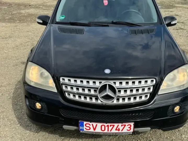 Mercedes-Benz ML W164