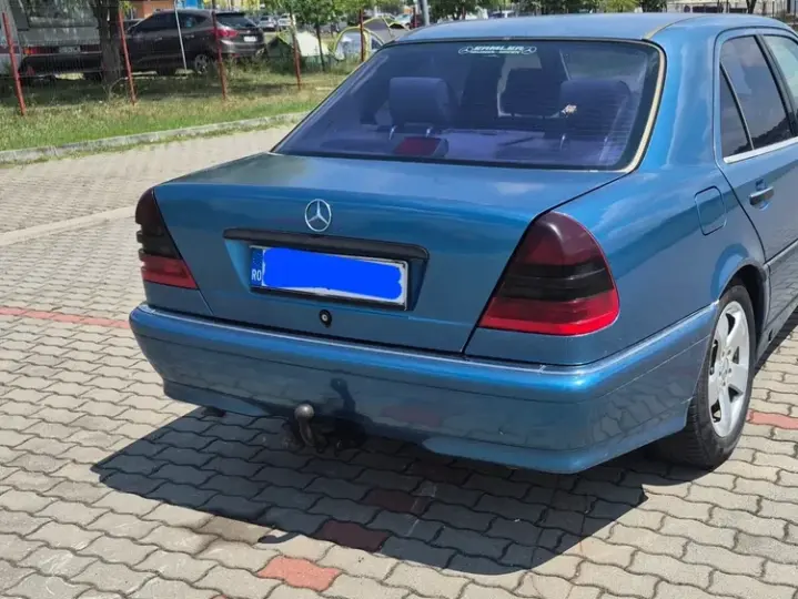 Mercedes-Benz C W202