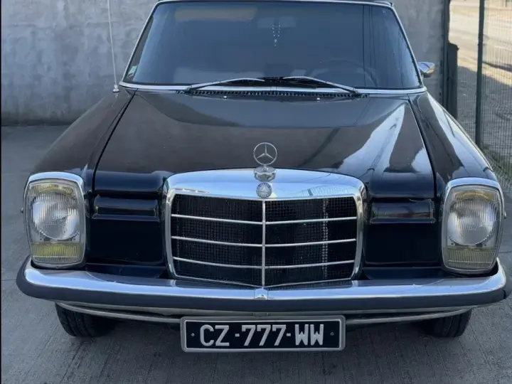 Mercedes-Benz W114