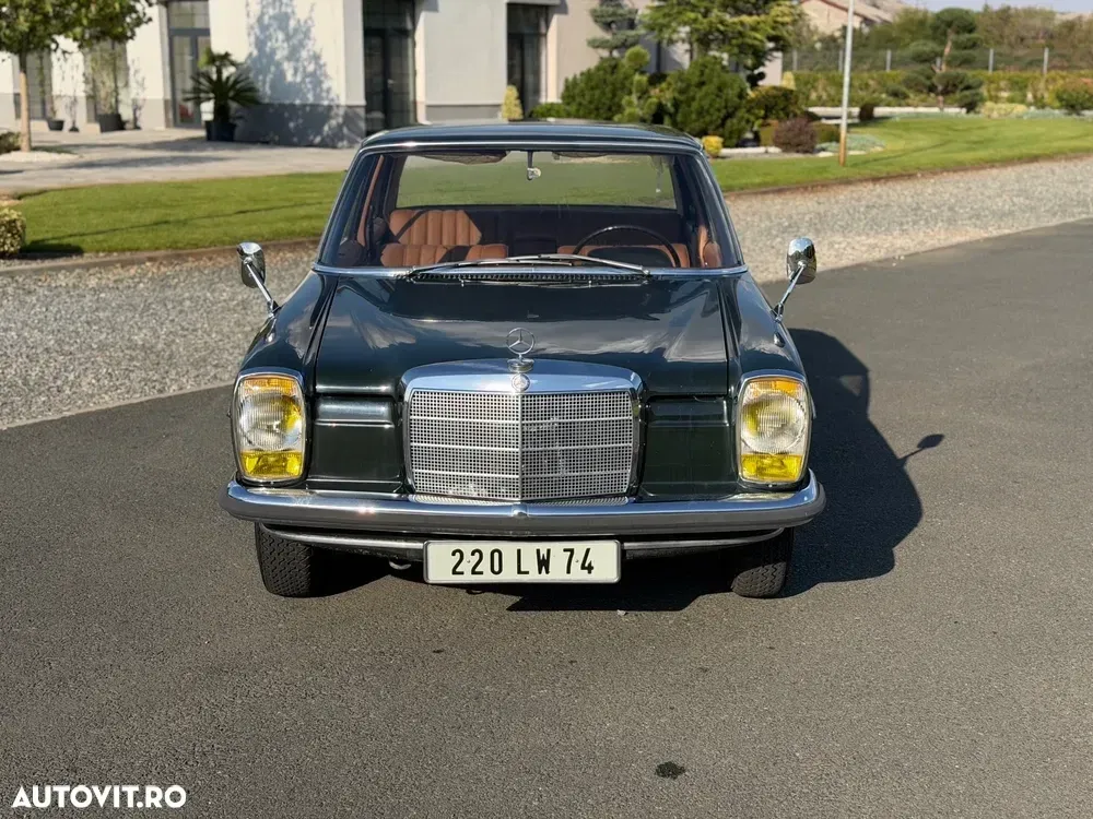 Mercedes-Benz W114 — imagine 2