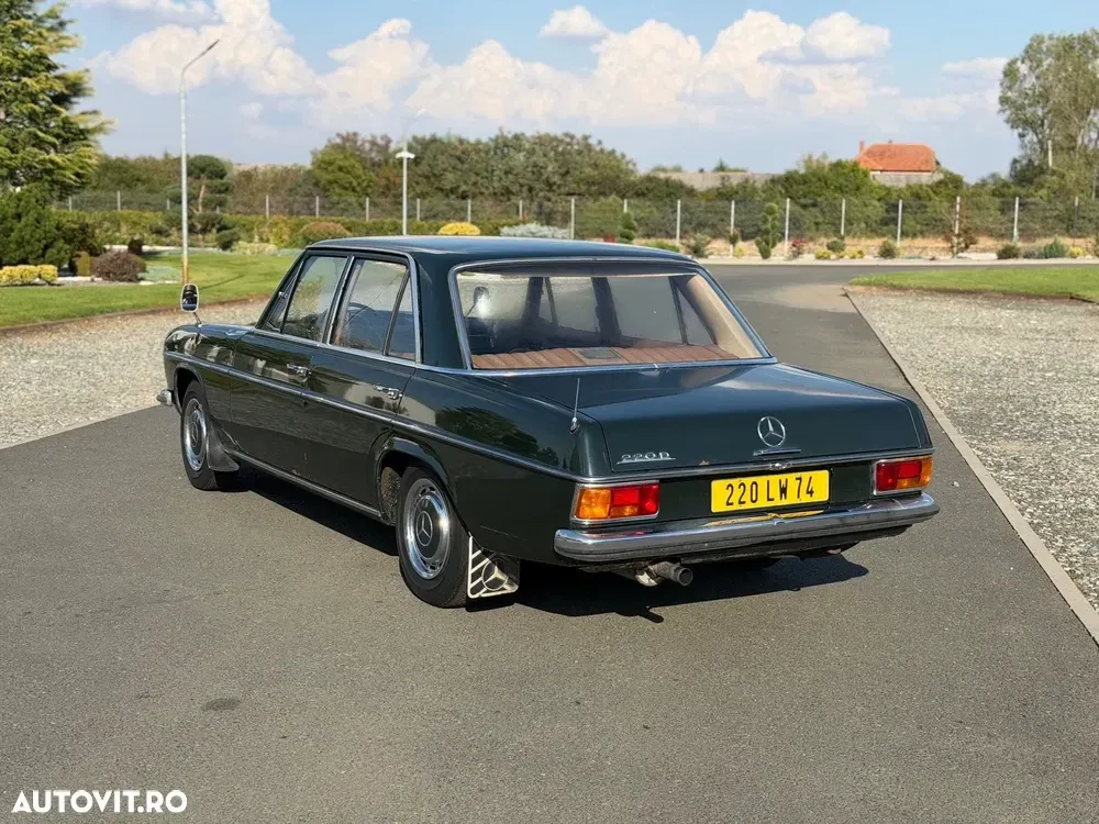 Mercedes-Benz W114 — imagine 4