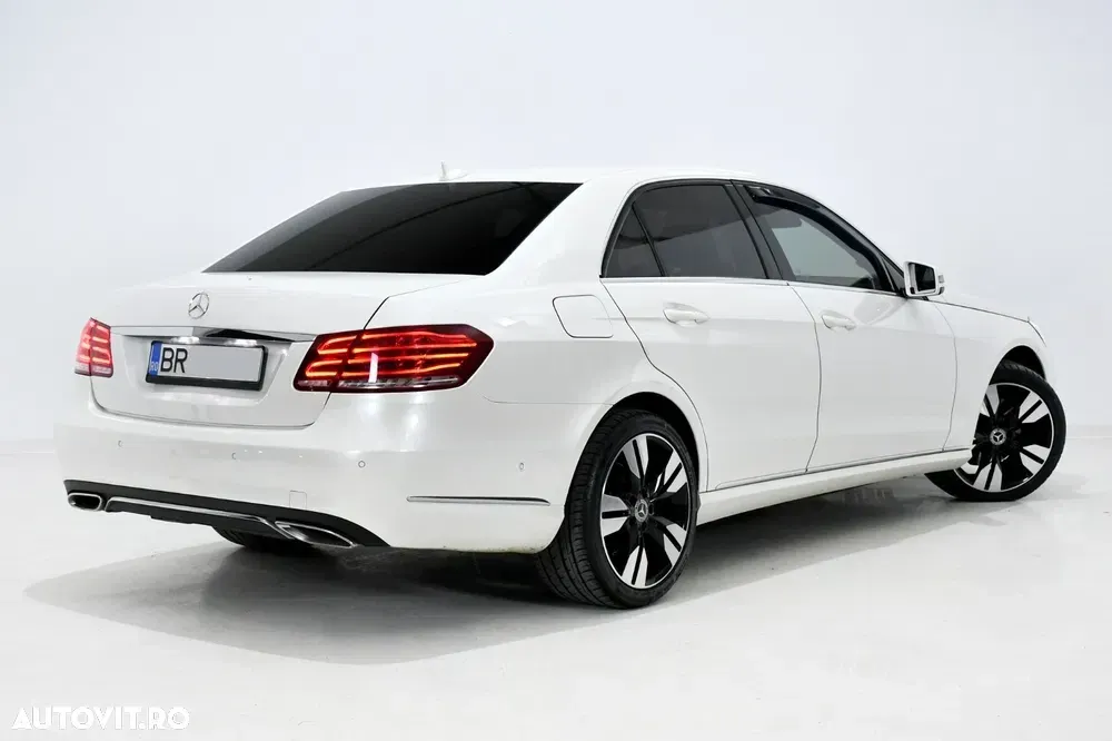 Mercedes-Benz E W212 300 BLUETEC 7G-TRONIC Avantgarde — imagine 4