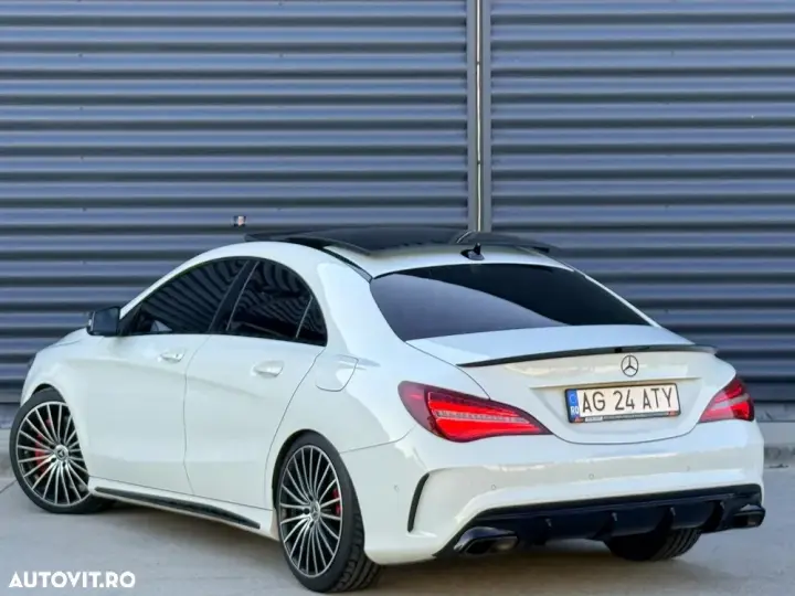 Mercedes-Benz CLA 200 C117 7G-DCT AMG Line