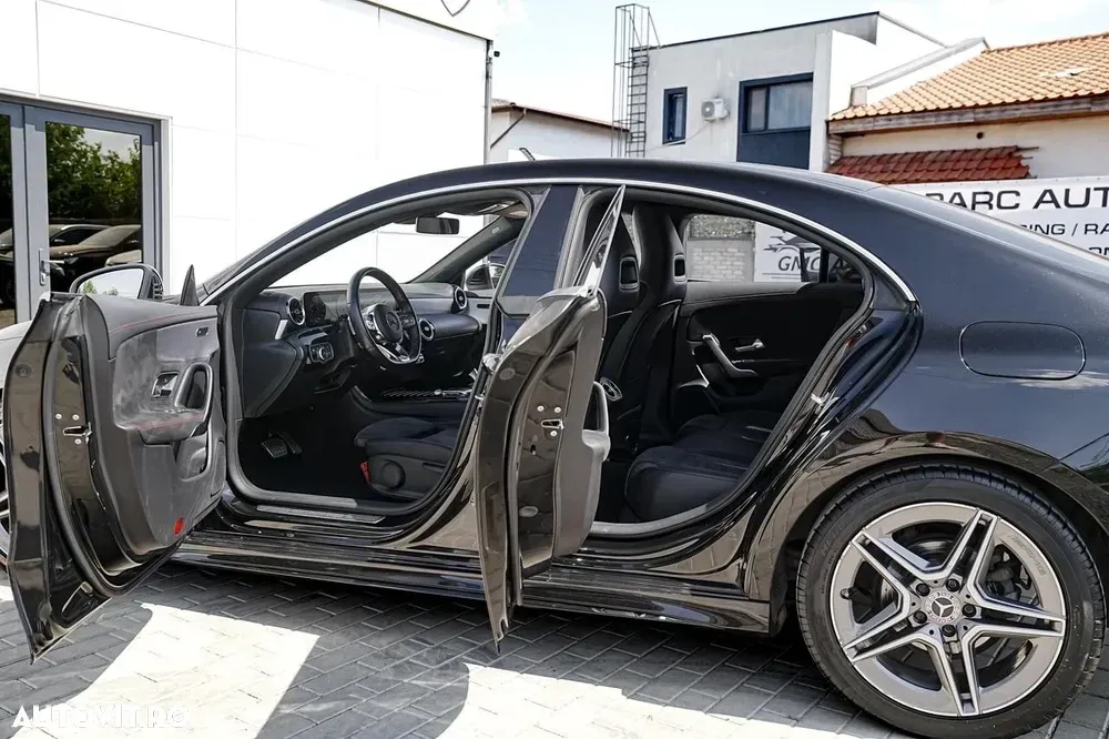 Mercedes-Benz CLA 180 7G-DCT AMG Line — imagine 5