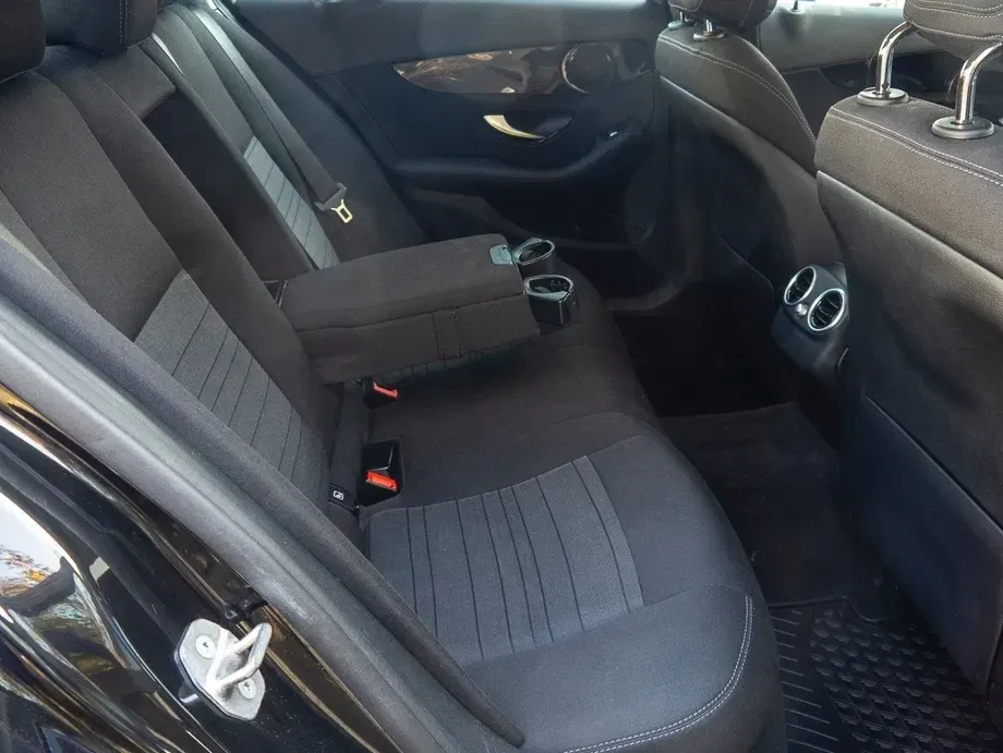 Mercedes-Benz C W205 220 d 4MATIC Aut — imagine 4