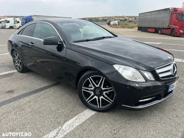 Mercedes-Benz E