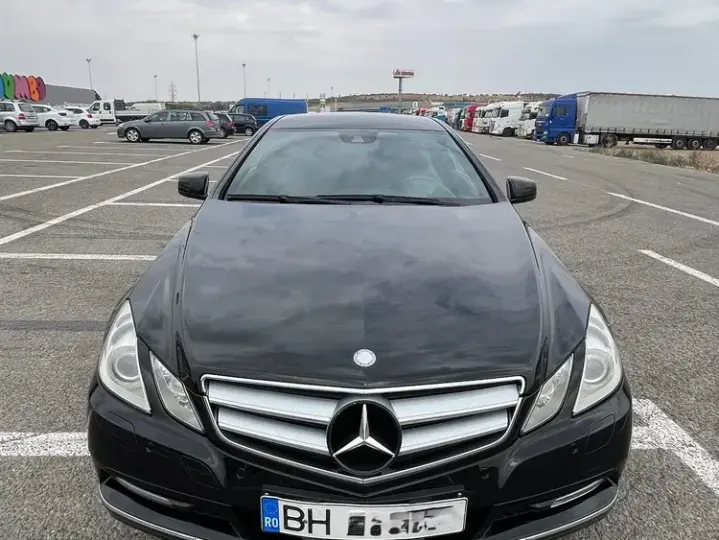 Mercedes-Benz E