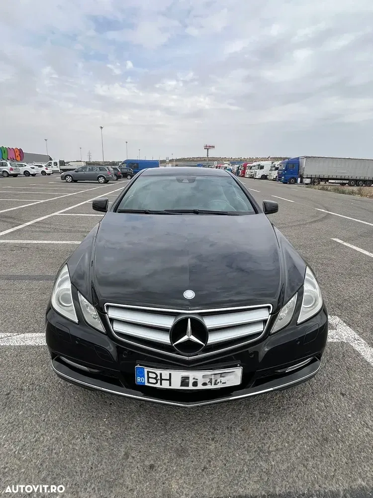 Mercedes-Benz E — imagine 4