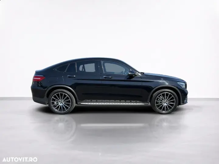Mercedes-Benz GLC X253 300 4MATIC 9G-TRONIC AMG Line